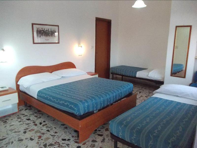 Piccolo Hotel Lamezia Сант'Юфімія Ламеція Екстер'єр фото